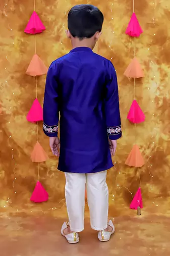 Blue embroidered taffeta sherwani set