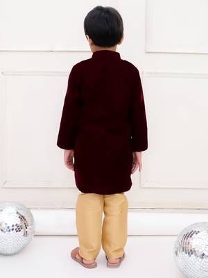 Wine plain velvet sherwani pyjama 2