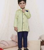 Green printed silk blend kurta pyjama