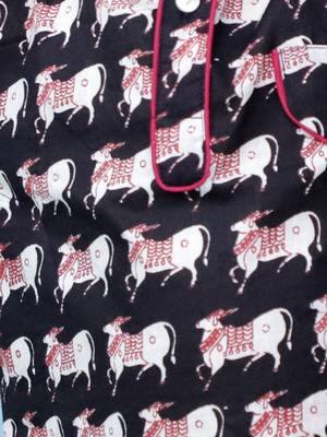 Black animal printed cotton kurta pyjama 4