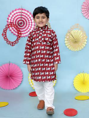 Maroon animal printed cotton kurta pyjama 1