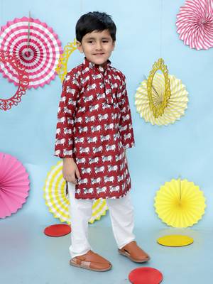 Maroon animal printed cotton kurta pyjama 3