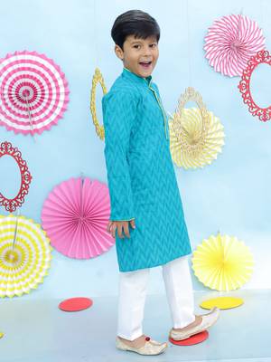 Turquoise printed cotton kurta pyjama 3