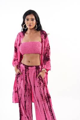 Pink tie-dye shrug & pant co-ord set with solid tube top 5