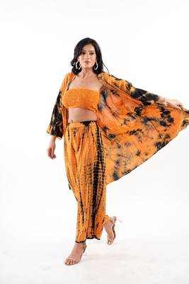 Brown tie-dye shrug & pant co-ord set with solid tube top 2
