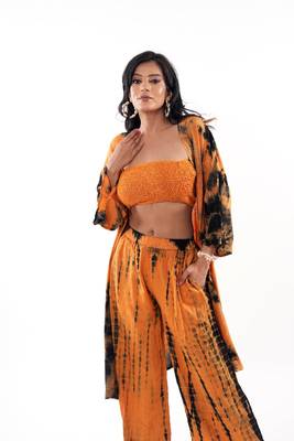 Brown tie-dye shrug & pant co-ord set with solid tube top 4