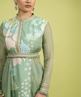Teal green floral print cotton kurta sets 2
