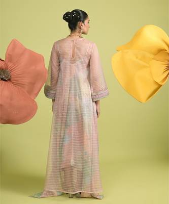 Baby pink floral print cotton kurta sets 3