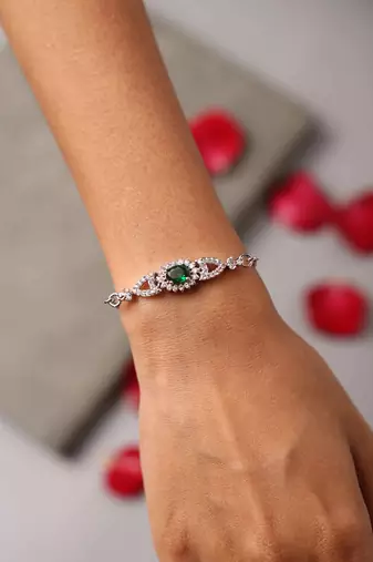 Single Green Stone Bracelet