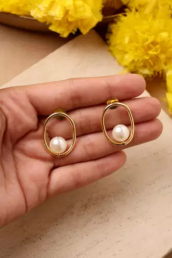 Gold Oval Earrings With Pearl Drop