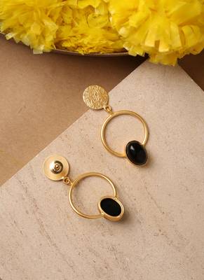Round Gold Earrings With Black Stone 5