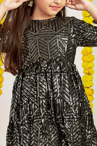 girls' black sequence kurta set