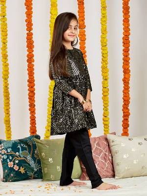 girls' black sequence kurta set 1