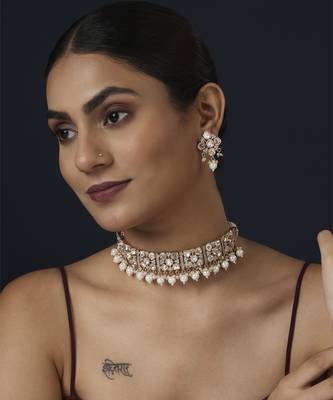 White kundan necklace set 1