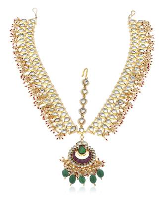 Green kundan maang tikka 3