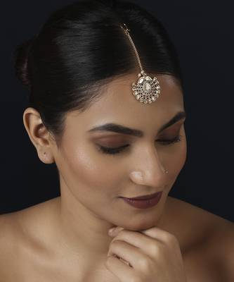 Gold kundan maang tikka 1