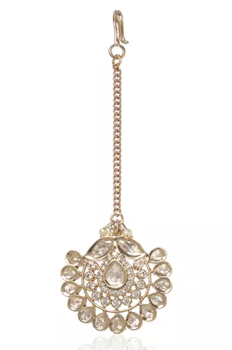 Gold kundan maang tikka