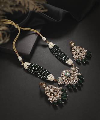Green kundan necklace set 1