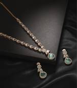 Gold kundan necklace set