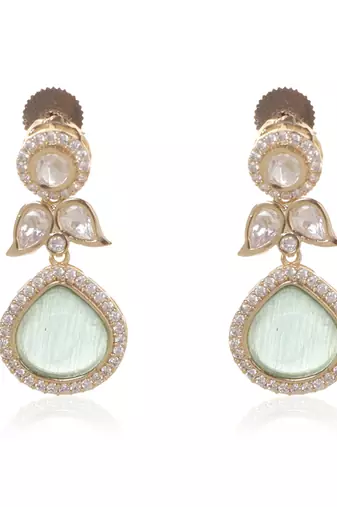 Gold kundan necklace set