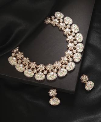 Green kundan necklace set 1
