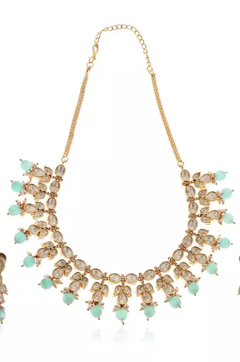 Gold kundan necklace set