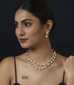Gold kundan necklace set