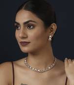 Gold kundan necklace set