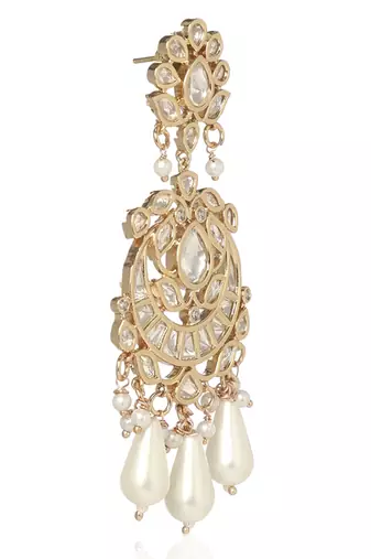 White kundan earring