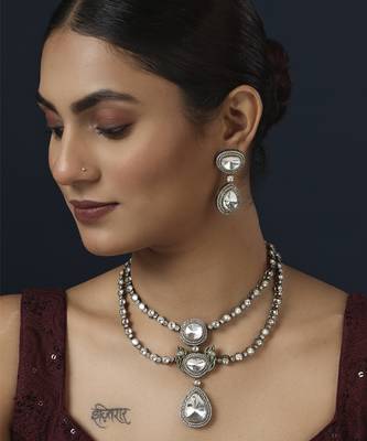 Silver kundan necklace set 1