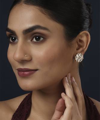 Gold kundan earring 1