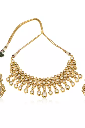 Gold kundan necklace set