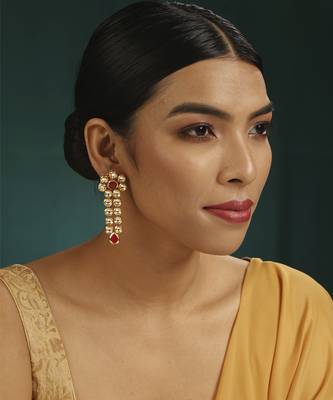 Red kundan earring 1