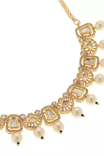 Gold kundan necklace set