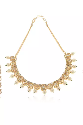 Gold kundan necklace set