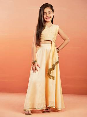  girls' peach lehenga 4