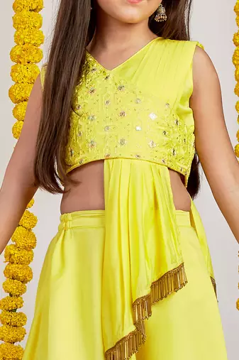  girls' yellow lehenga