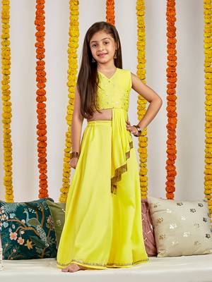  girls' yellow lehenga 4