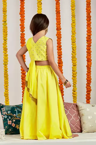  girls' yellow lehenga