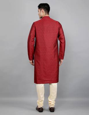 maroon colour jacquard design kurta sets 2
