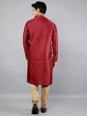 maroon colour woven design kurta sets 2