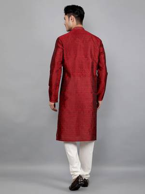 maroon colour jacquard design kurta sets 2