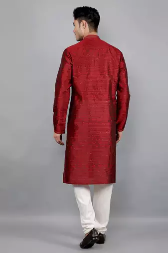 maroon colour jacquard design kurta sets