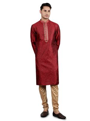 maroon colour jacquard design kurta sets 1