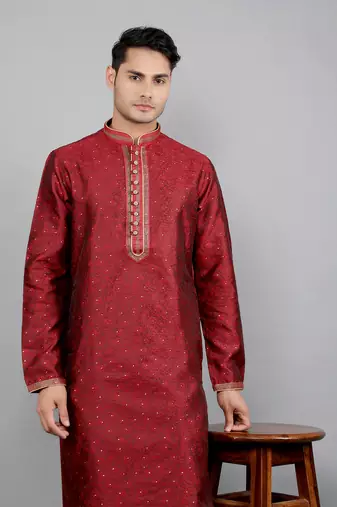 maroon colour jacquard design kurta sets