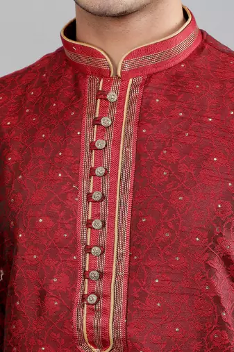 maroon colour jacquard design kurta sets