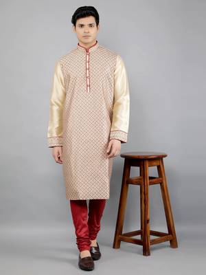 maroon colour woven design kurta sets 5