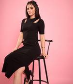 Black knitted shoulder cutout ribbed midi bodycon dress