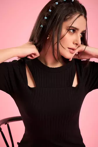 Black knitted shoulder cutout ribbed midi bodycon dress