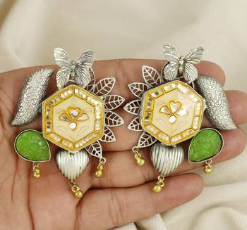 Peridot carving meenakari earrings 2